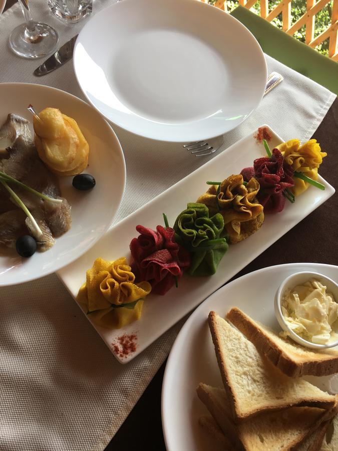 Akvalis Комплекс Для Отдыха Hotel Burlach'ya Balka Екстериор снимка