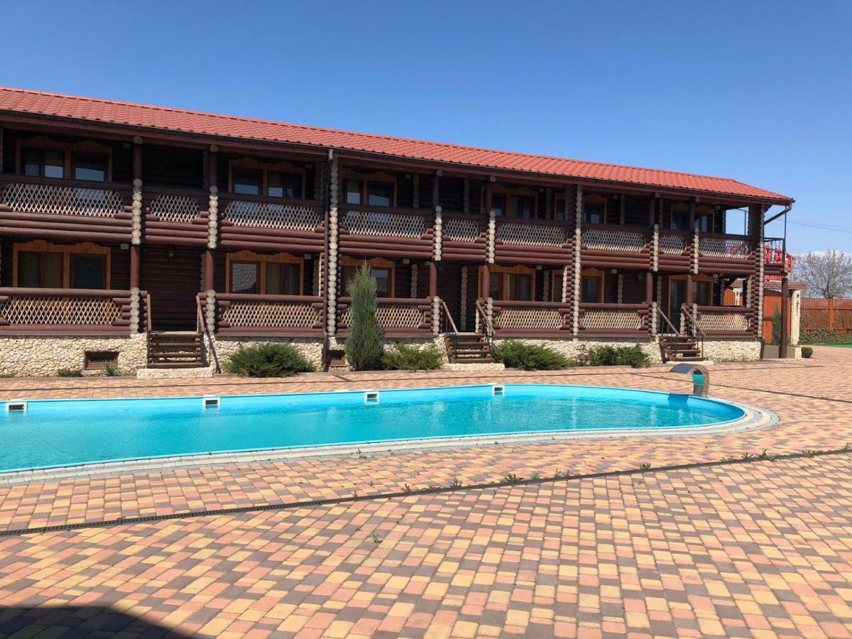 Akvalis Комплекс Для Отдыха Hotel Burlach'ya Balka Екстериор снимка