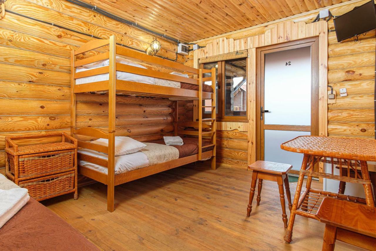 Akvalis Комплекс Для Отдыха Hotel Burlach'ya Balka Екстериор снимка